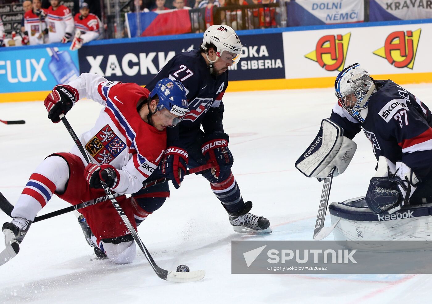 2015 IIHF World Championship. Third-place match. Czech Republic vs. USA