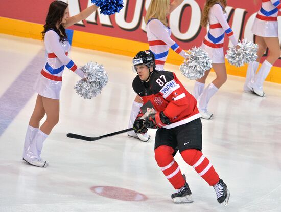 2015 IIHF World Championship. Finals. Canada vs. Russia