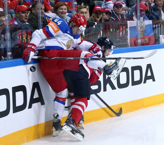 2015 IIHF World Championship. Finals. Canada vs. Russia