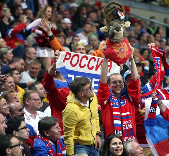 2015 IIHF World Championship. Finals. Canada vs. Russia