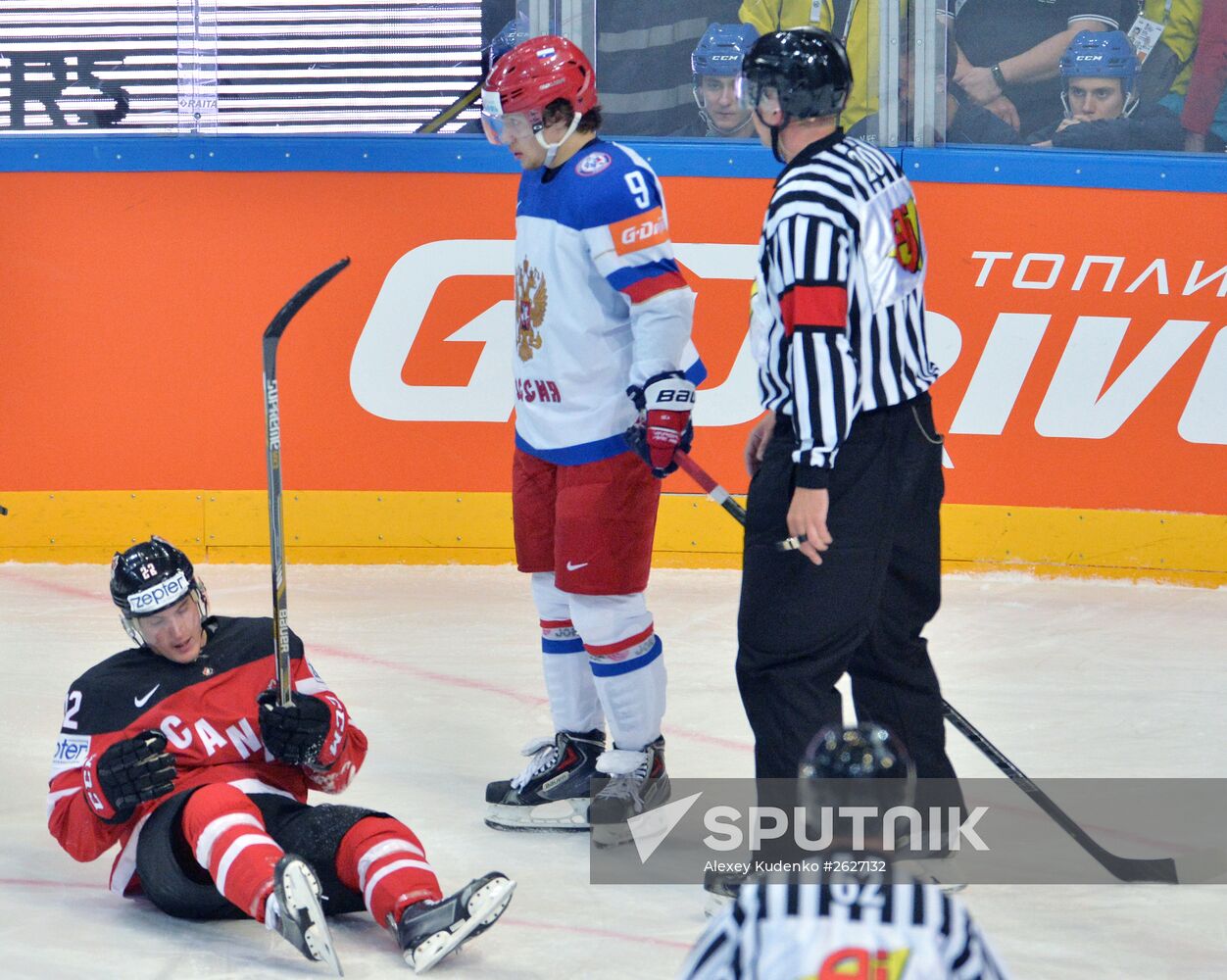 2015 IIHF World Championship. Finals. Canada vs. Russia