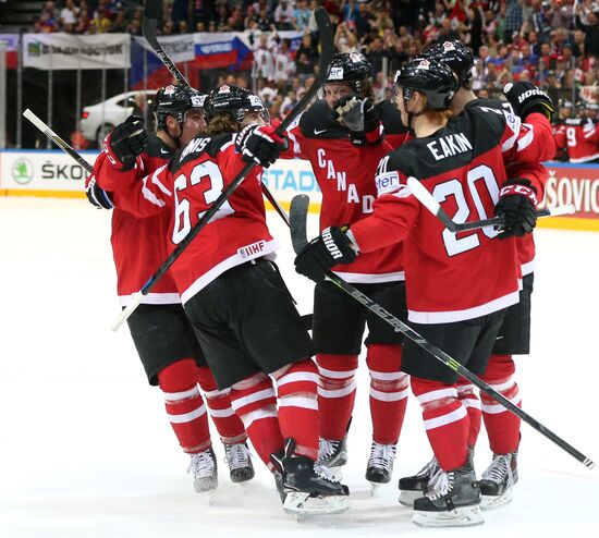 2015 IIHF World Championship. Finals. Canada vs. Russia