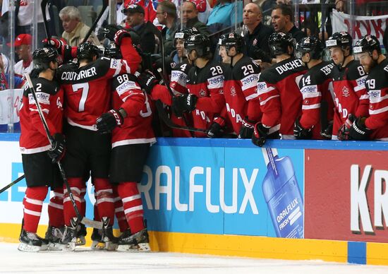 2015 IIHF World Championship. Finals. Canada vs. Russia