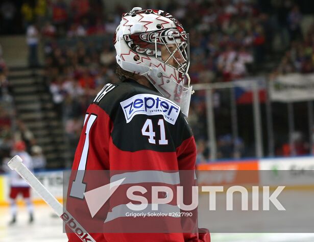 Canadian goalie Mike Smith during the final match of the 2015 IIHF World Championship, Canada vs. Russia. Location: Czech Republic, Prague. Author: Grigoriy Sokolov/Sputnik. 2015 IIHF World Championship. Finals. Canada vs. Russia