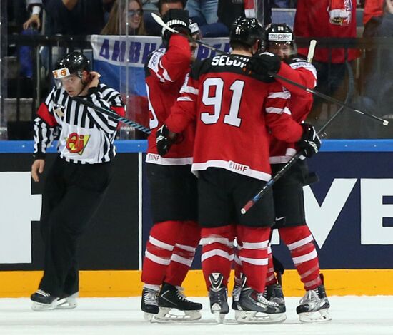 2015 IIHF World Championship. Finals. Canada vs. Russia