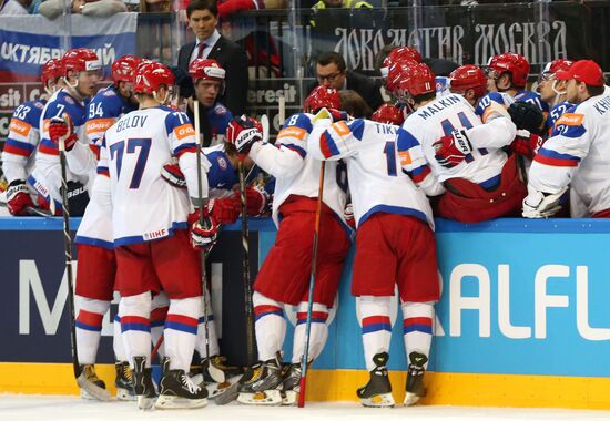 2015 IIHF World Championship. Finals. Canada vs. Russia