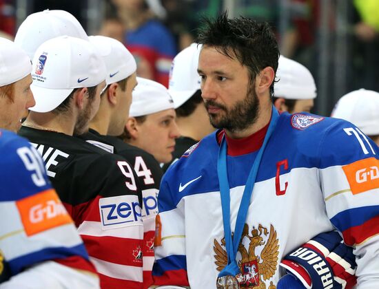 2015 IIHF Ice Hockey World Championship. Finals. Canada vs. Russia