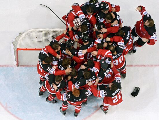 2015 IIHF Ice Hockey World Championship. Finals. Canada vs. Russia