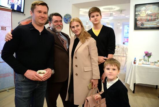 Premiere of play based on Andersen's "Tinder Box" in Moscow Puppet Theater