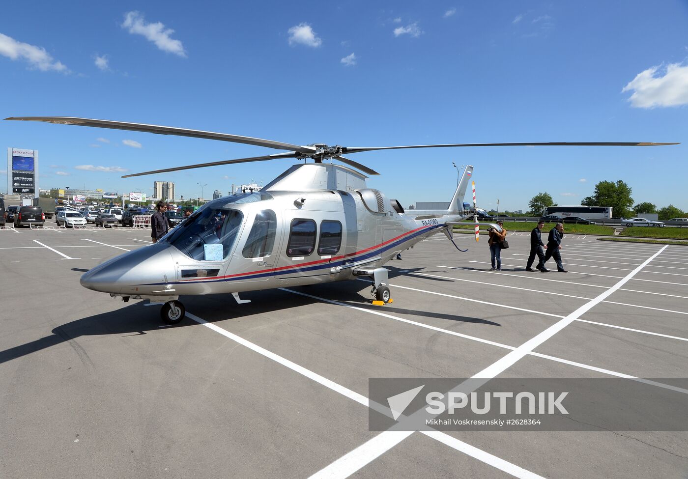 Helicopters arrive for HeliRussia 2015 expo