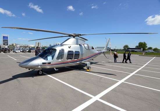 Helicopters arrive for HeliRussia 2015 expo