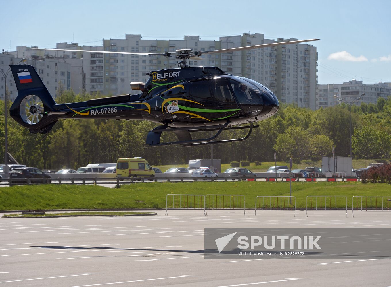 Helicopters arrive for HeliRussia 2015 expo
