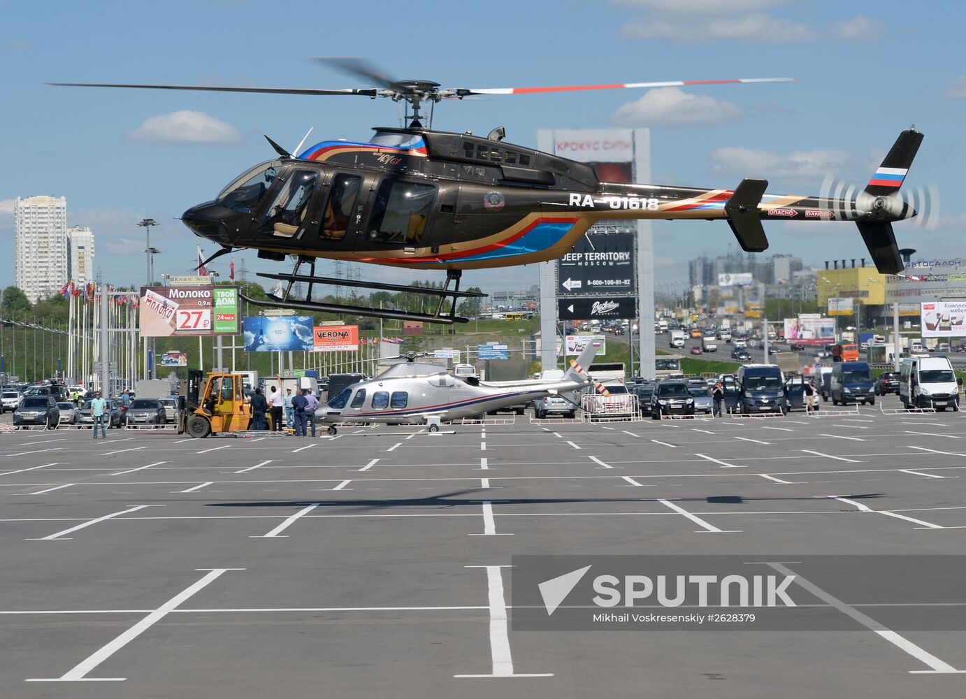 Helicopters arrive for HeliRussia 2015 expo