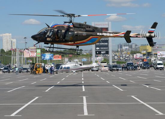 Helicopters arrive for HeliRussia 2015 expo