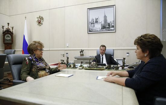 Prime Minister Dmitry Medvedev meets with Lyudmila Verbitskaya, Lyubov Glebova