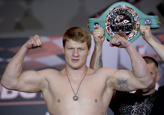 Boxing. Official weigh-ins of Alexander Povetkin and Mike Perez