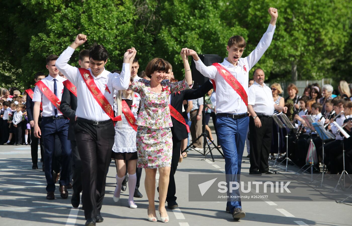 Last school bell in Russian schools