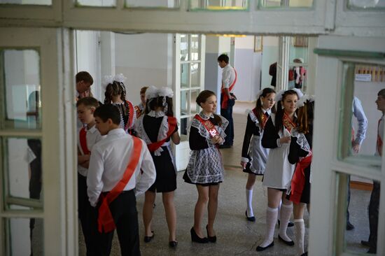 Last school bell in Russian regions