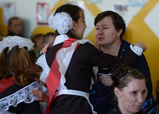 Last school bell in Russian regions