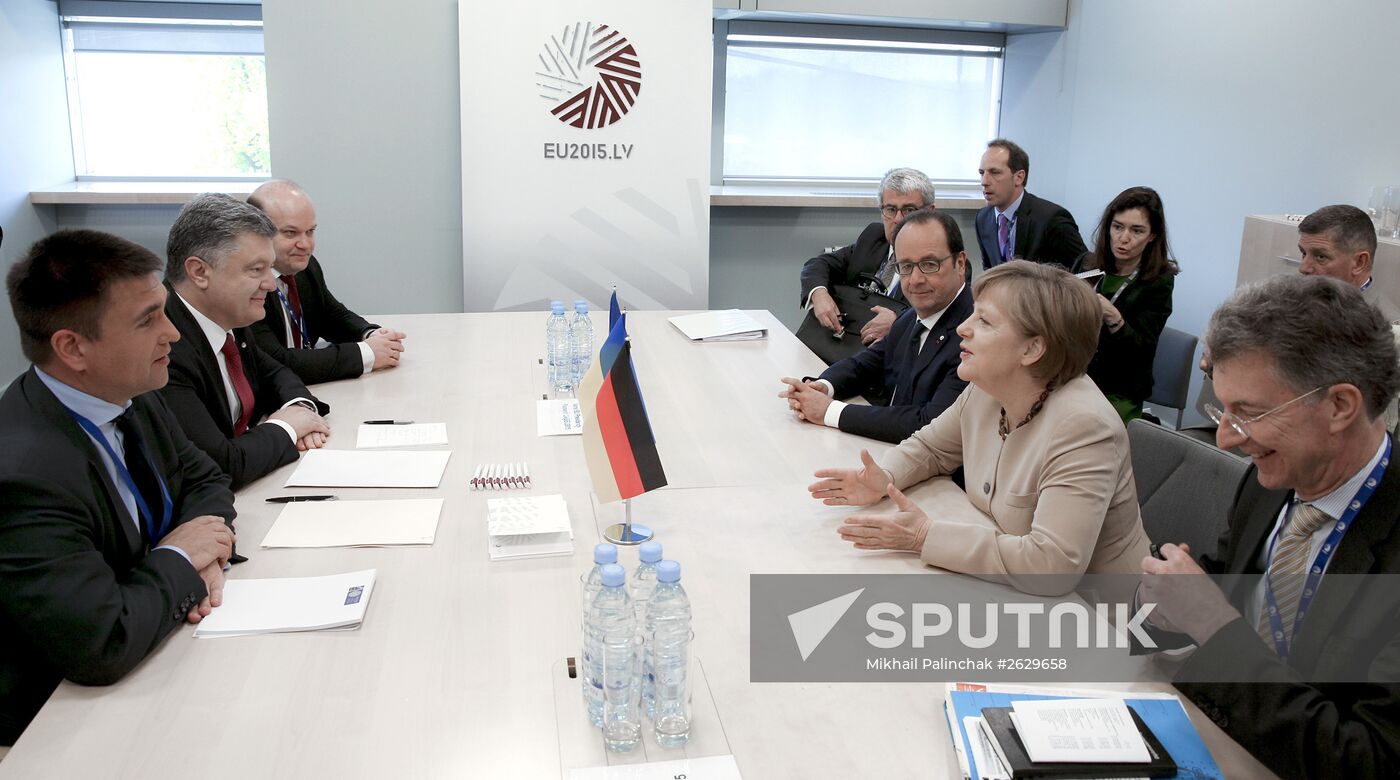Ukraine's President Poroshenko visits Latvia