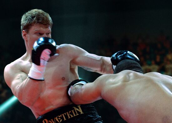 Boxing. Alexander Povetkin vs Mike Perez