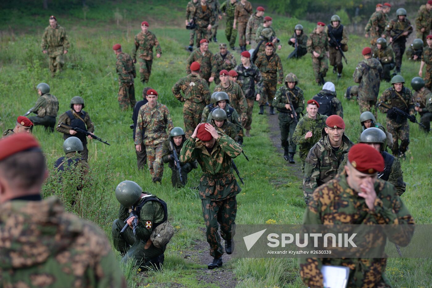 Personnel take maroon beret exam in Novosibirsk