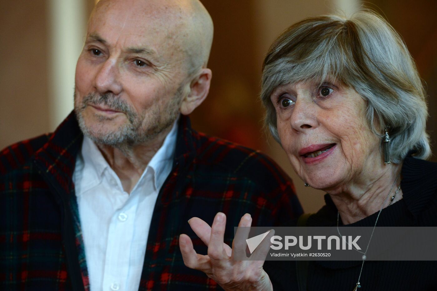 Ne m'oublie pas (Forget Me Not) show during Chekhov International Theater Festival