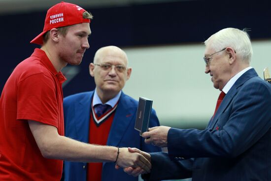 KHL championship medal award ceremony for CSKA players