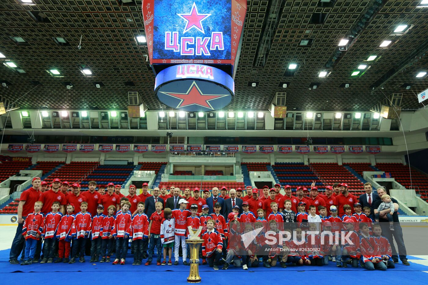 CSKA hockey players receive KHL Championship medals