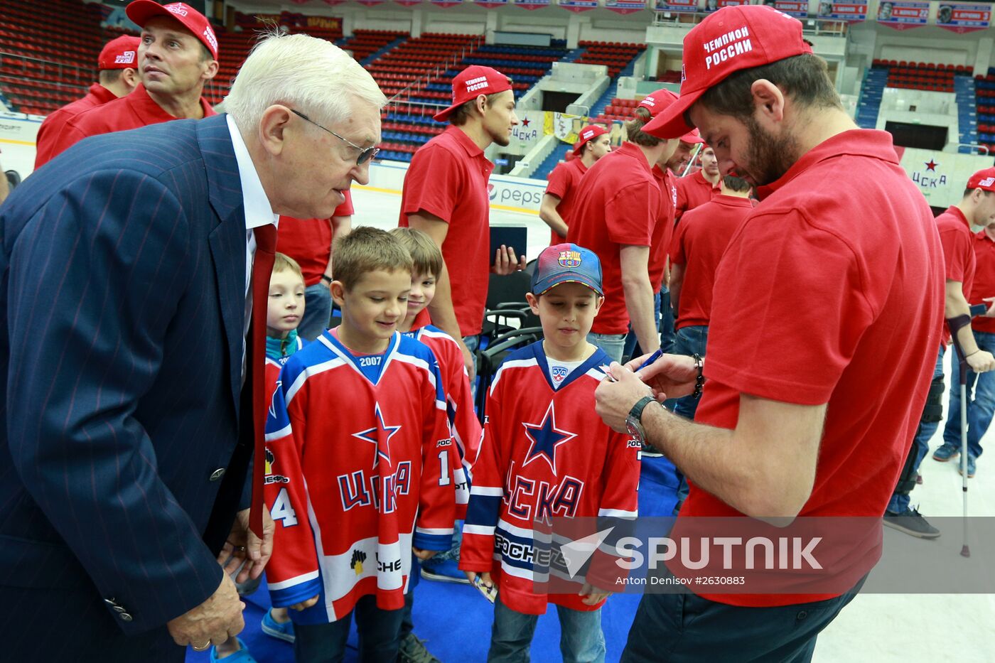 KHL championship medal award ceremony for CSKA players