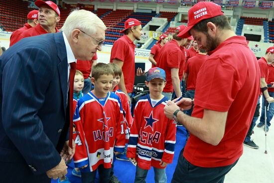 KHL championship medal award ceremony for CSKA players