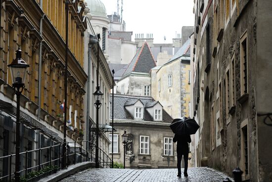 Cities of the world. Vienna