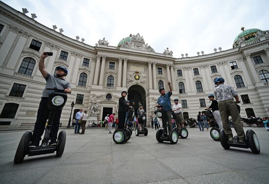 Cities of the world. Vienna