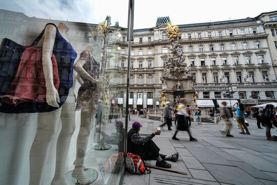 Cities of the world. Vienna