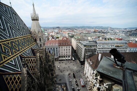 Cities of the world. Vienna