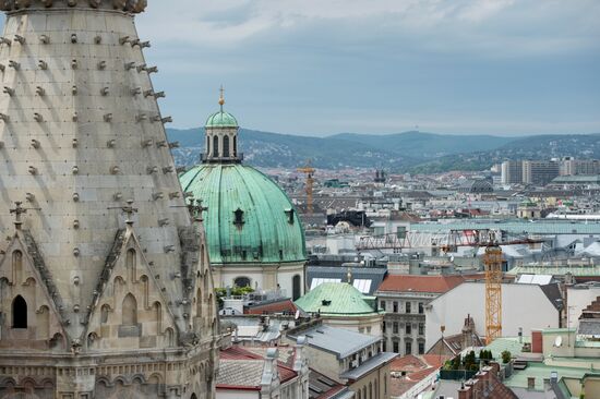 Cities of the world. Vienna