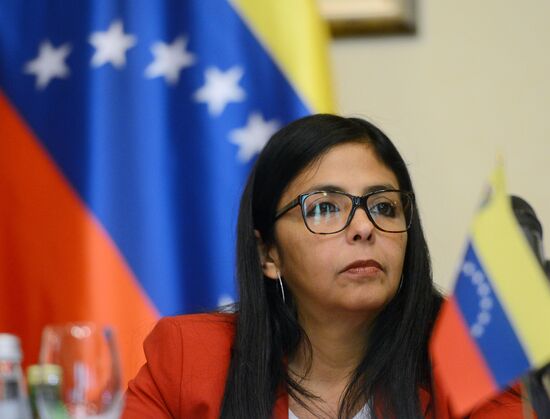 Russian Vice-Prime Minister condcuts meeting of Russian-Venezuelan inter-government commission