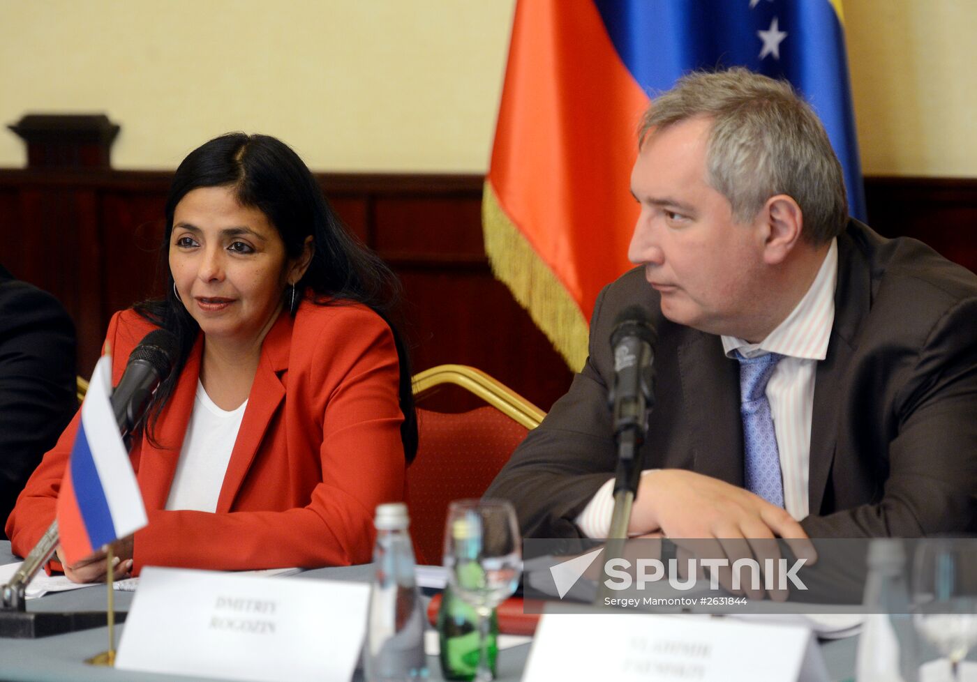 Russian Vice-Prime Minister condcuts meeting of Russian-Venezuelan inter-government commission