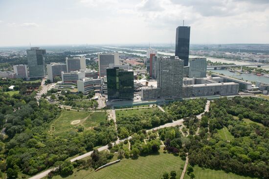 Cities of the world. Vienna