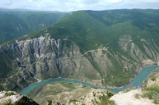 Views opf Dagestan