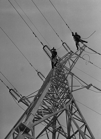 Electrical installers