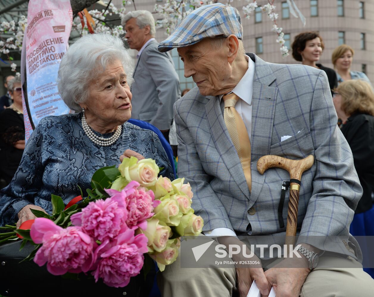 Unveiling monument to Dmitry Shostakovich