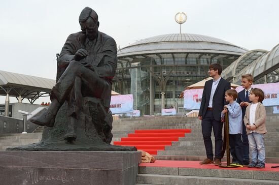 Unveiling monument to Dmitry Shostakovich