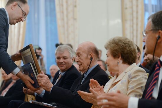 Former French president Giscard d'Estaing's book 'Victory of the Grand Army' presented