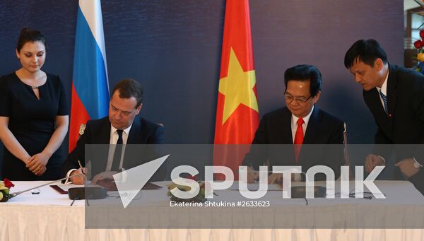 Prime Minister Dmitry Medvedev attends meetings of CIS Heads of State Council and EAEC in Kazakhstan