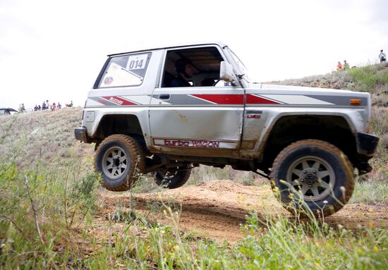 The Sandpit Generals trophy raid in Volgograd Region