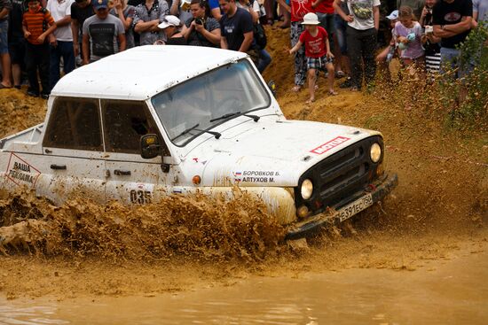 The Sandpit Generals trophy raid in Volgograd Region