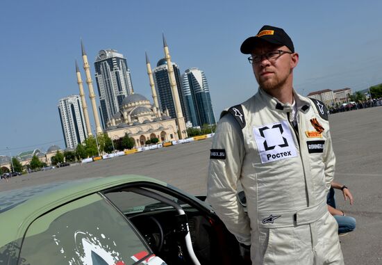 Drift show "Thanks for Victory" in Grozny