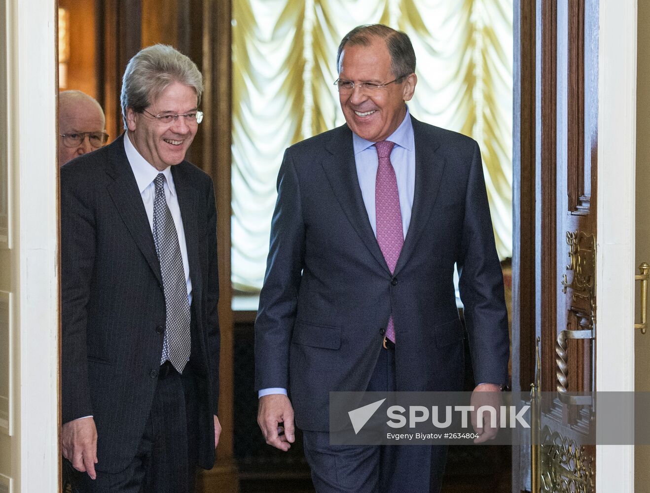Russian Foreign Minister Servei Lavrov meets with his Italian counterpart Paolo Gentiloni