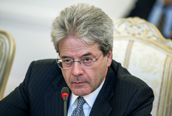 Russian Foreign Minister Servei Lavrov meets with his Italian counterpart Paolo Gentiloni